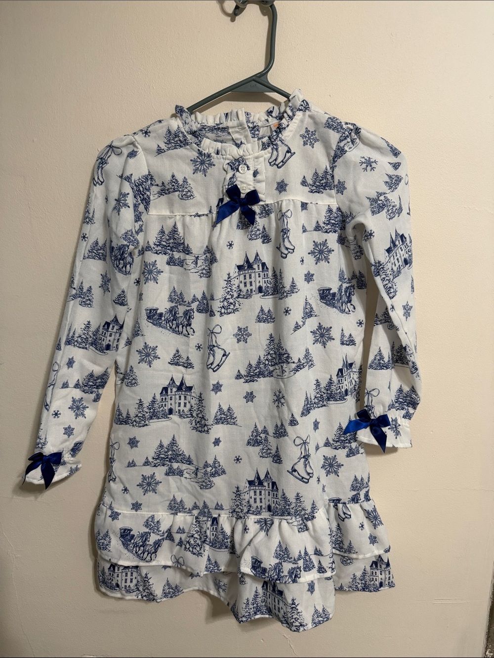 Gymboree White and Blue Winter Village Ruffle Nightgown